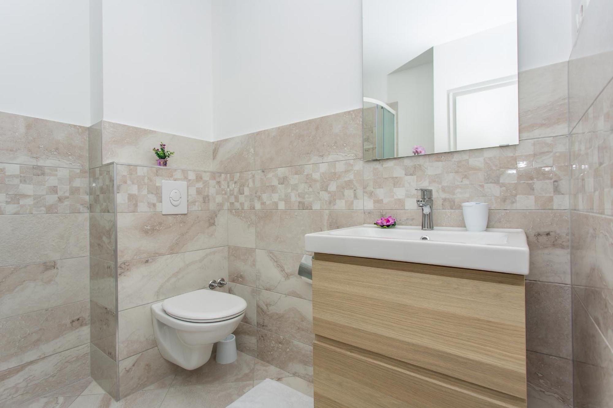 Apartments Grepo Sljeme Makarska Bilik gambar
