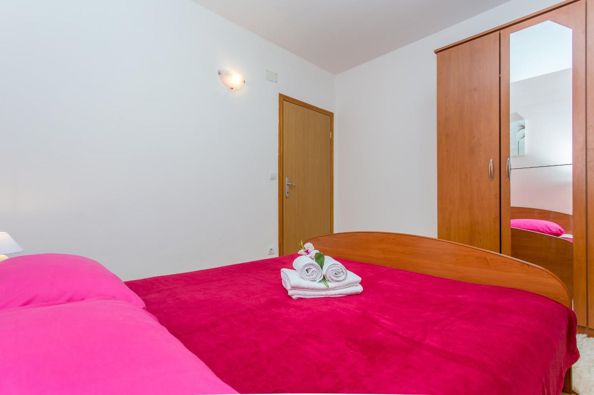Apartments Grepo Sljeme Makarska Bilik gambar