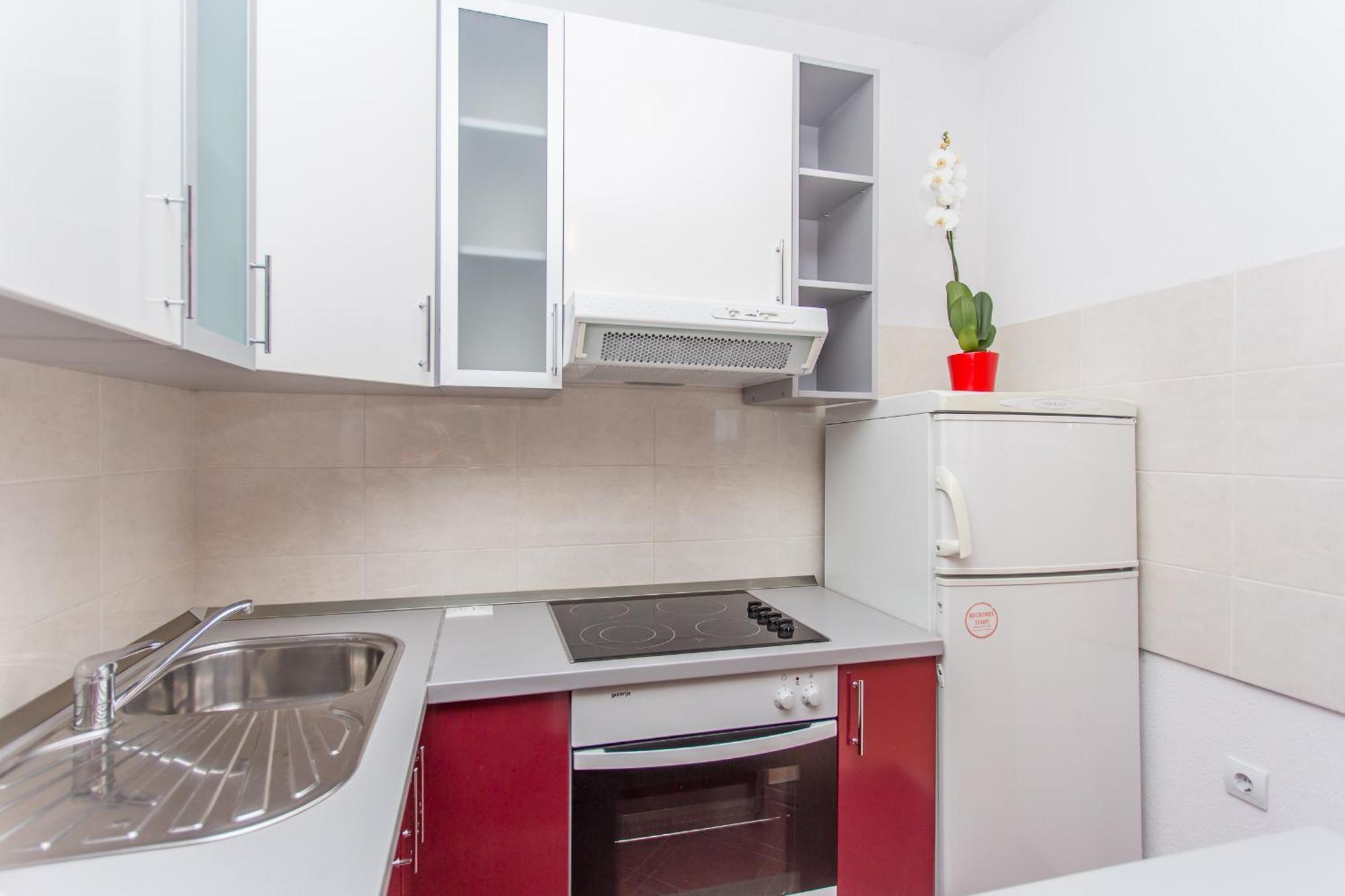 Apartments Grepo Sljeme Makarska Bilik gambar