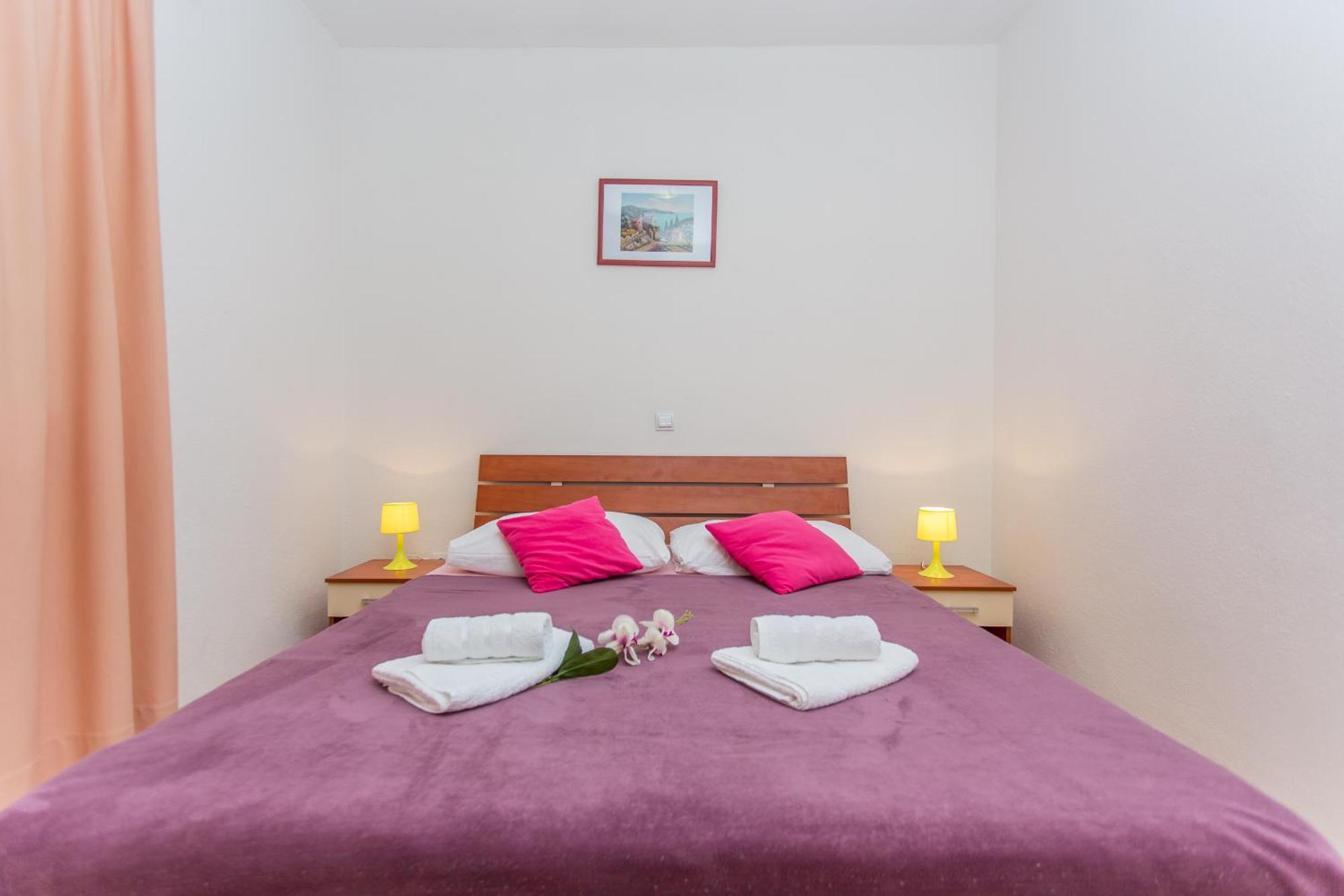 Apartments Grepo Sljeme Makarska Bilik gambar