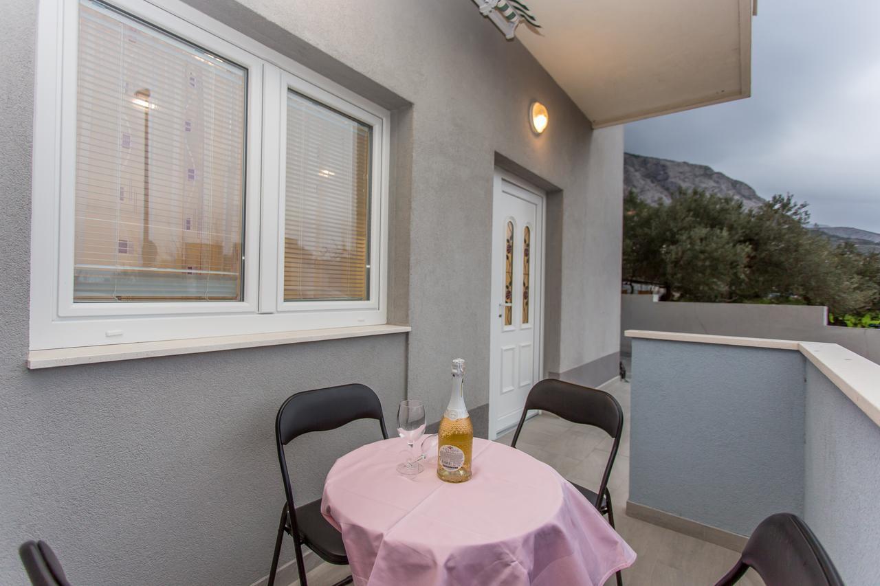 Apartments Grepo Sljeme Makarska Bilik gambar